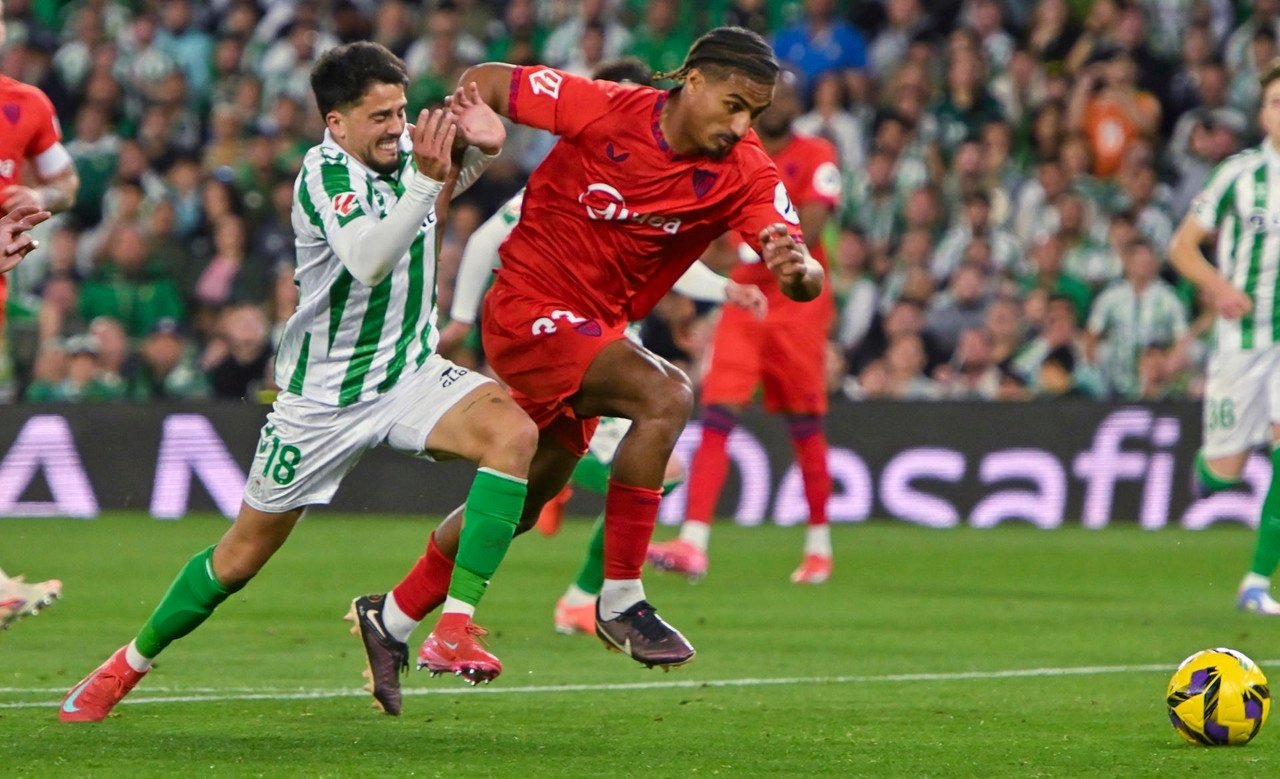 El nuevo derbi sevillano ya tiene hora. EFE