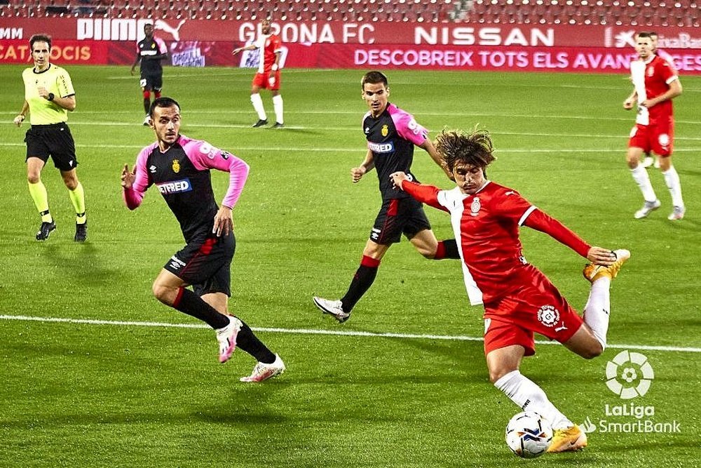 Girona y Sabadell se enfrentan en Montilivi. LaLiga