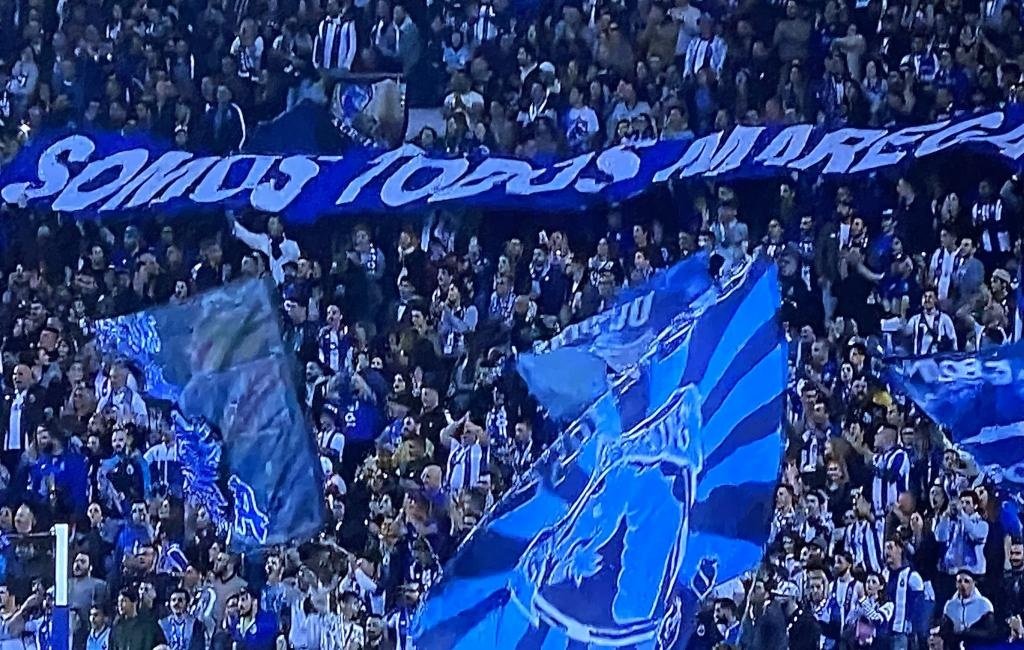 La afición del Oporto se volcó con Marega