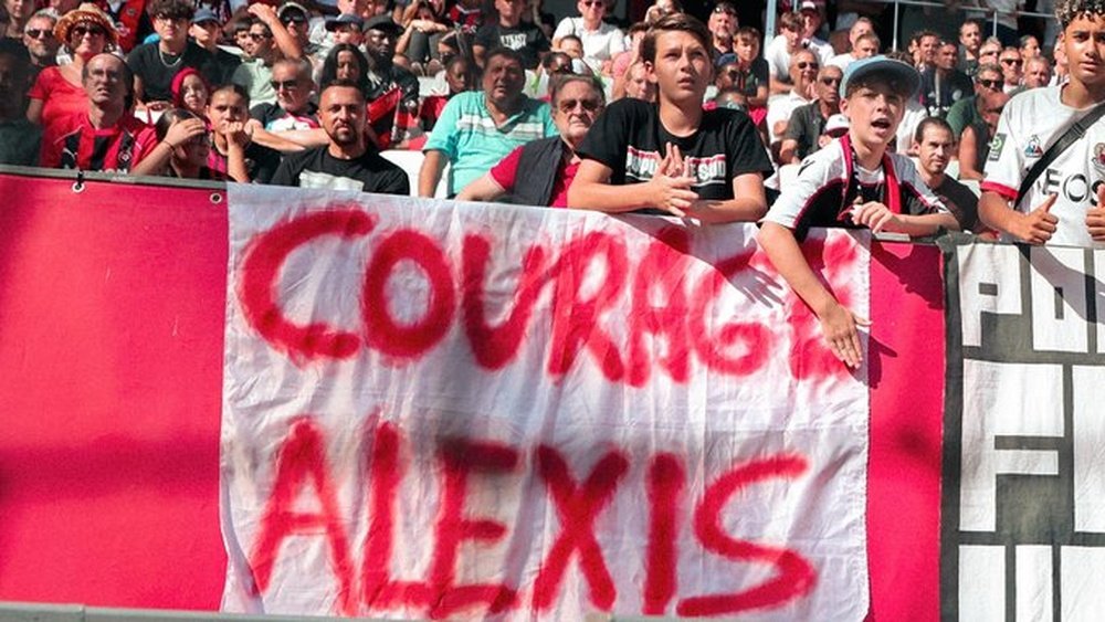 Les supporteurs de Nice ont rendu hommage à Beka Beka. OGCNice
