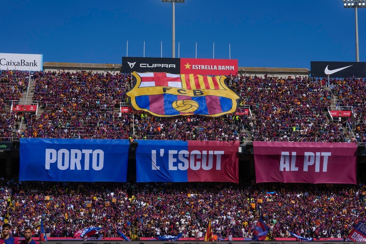 It is unlikely that the return to the Camp Nou can take place in the coming weeks. EFE