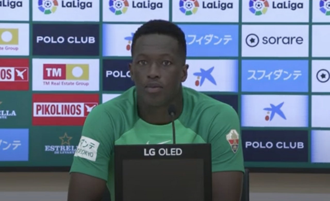 Pape Cheikh debutó con la camiseta del Elche en la derrota ante el Madrid. Captura/Elche