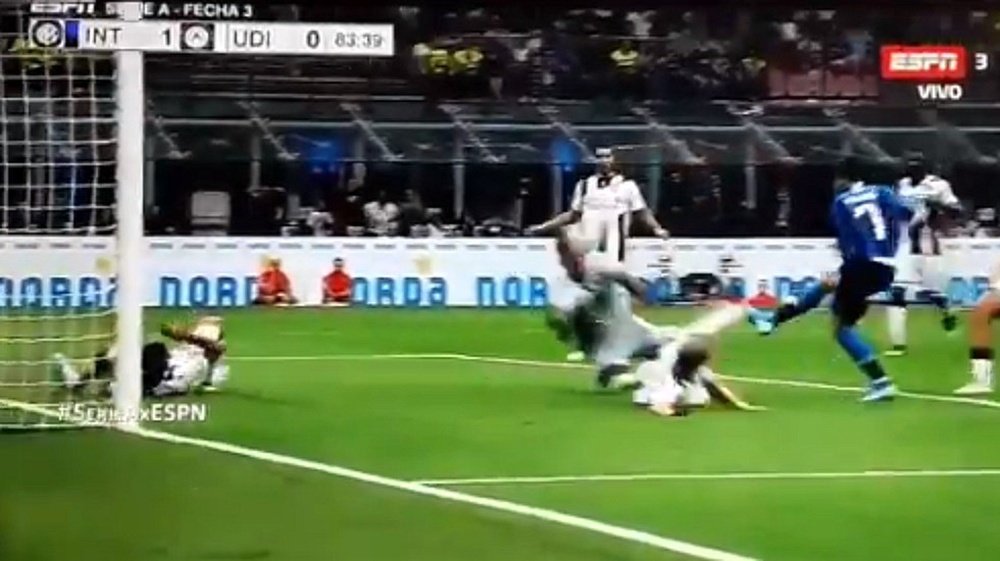 Sanchez was denied a goal thanks to a brilliant save by the Udinese keeper. Captura/ESPN