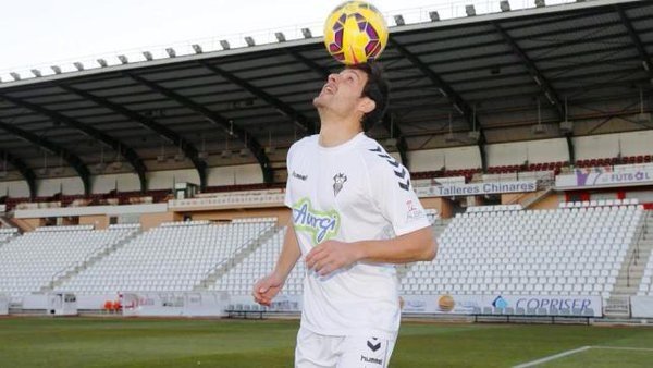 Paredes, loco por hacerse un hueco en el once del Albacete