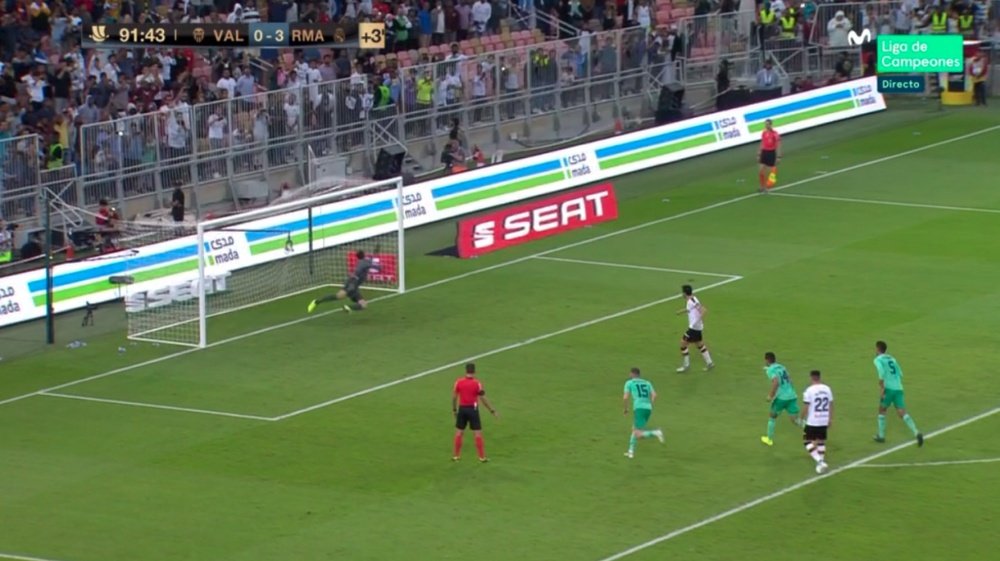 Mano de Ramos y gol del honor de Parejo. Captura/MovistarLigaCampeones