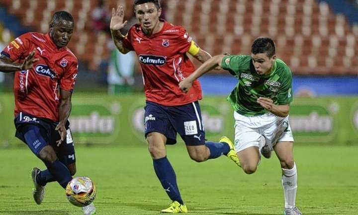 Medellín remonta a Deportivo Cali y se afianza en el liderato