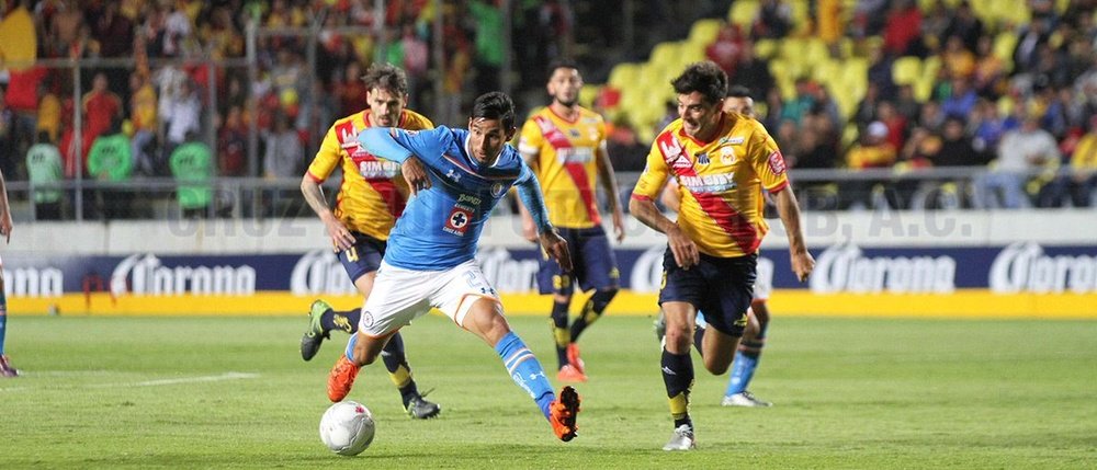 Morelia tumbó a Cruz Azul en los minutos finales. Twitter/Cruz_Azul_FC