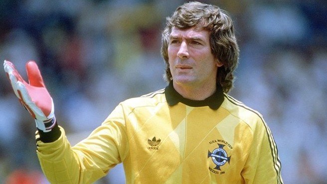 RONDA 9.44 DEL HIBERNÉS CONCURSO DE MICRORRELATOS DE FOROAZKENA - Página 6 Pat-jennings--ex-portero-de-irlanda-del-norte--uefa