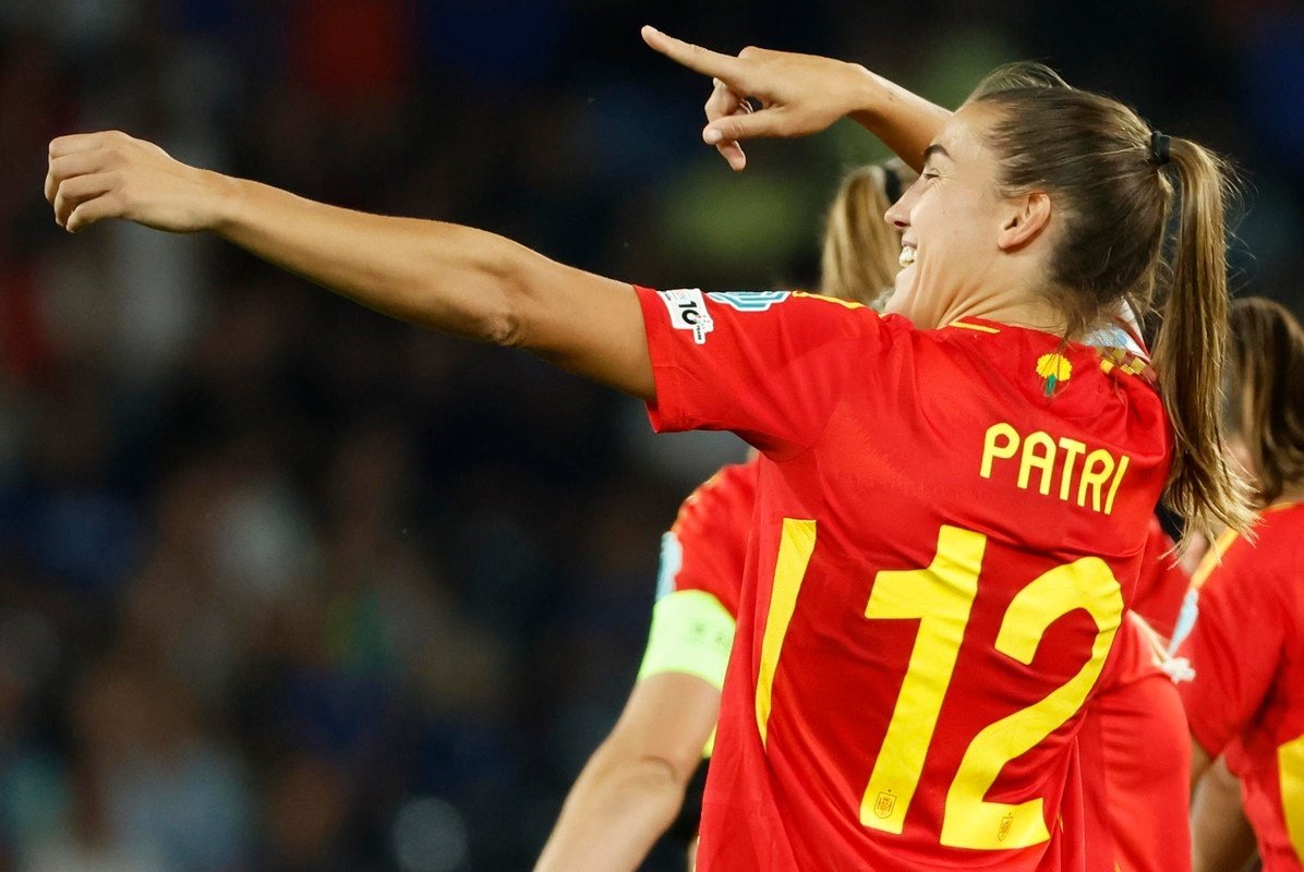 Patri Guijarro apareció en la remontada de España ante Italia. EFE
