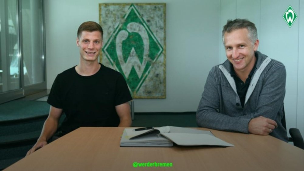 El Werder Bremen consigue gratis a Erras. WerderBremen