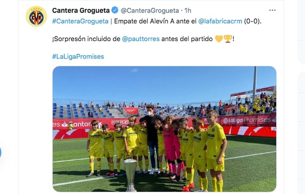 Pau Torres llevó la Europa League a la cantera. Captura/Twitter/CanteraGrogueta