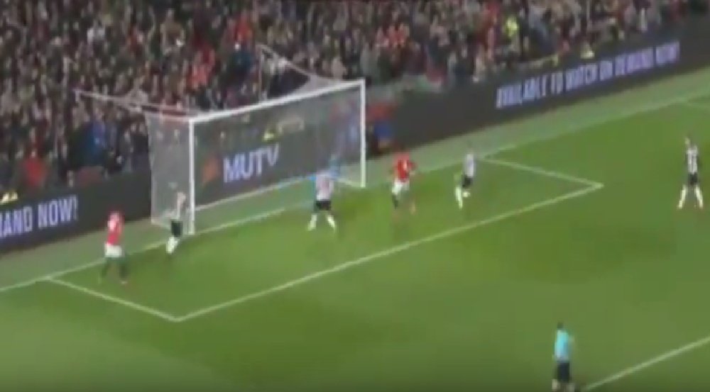 Pogba tapped home from close range. Twitter
