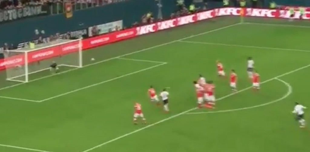 Pogba gave Stanislav Lunev no chance. Screenshot