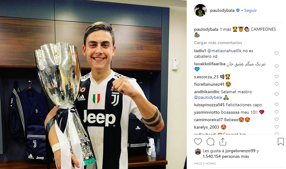 Dybala comemora a Supercopa com 'dancinha'