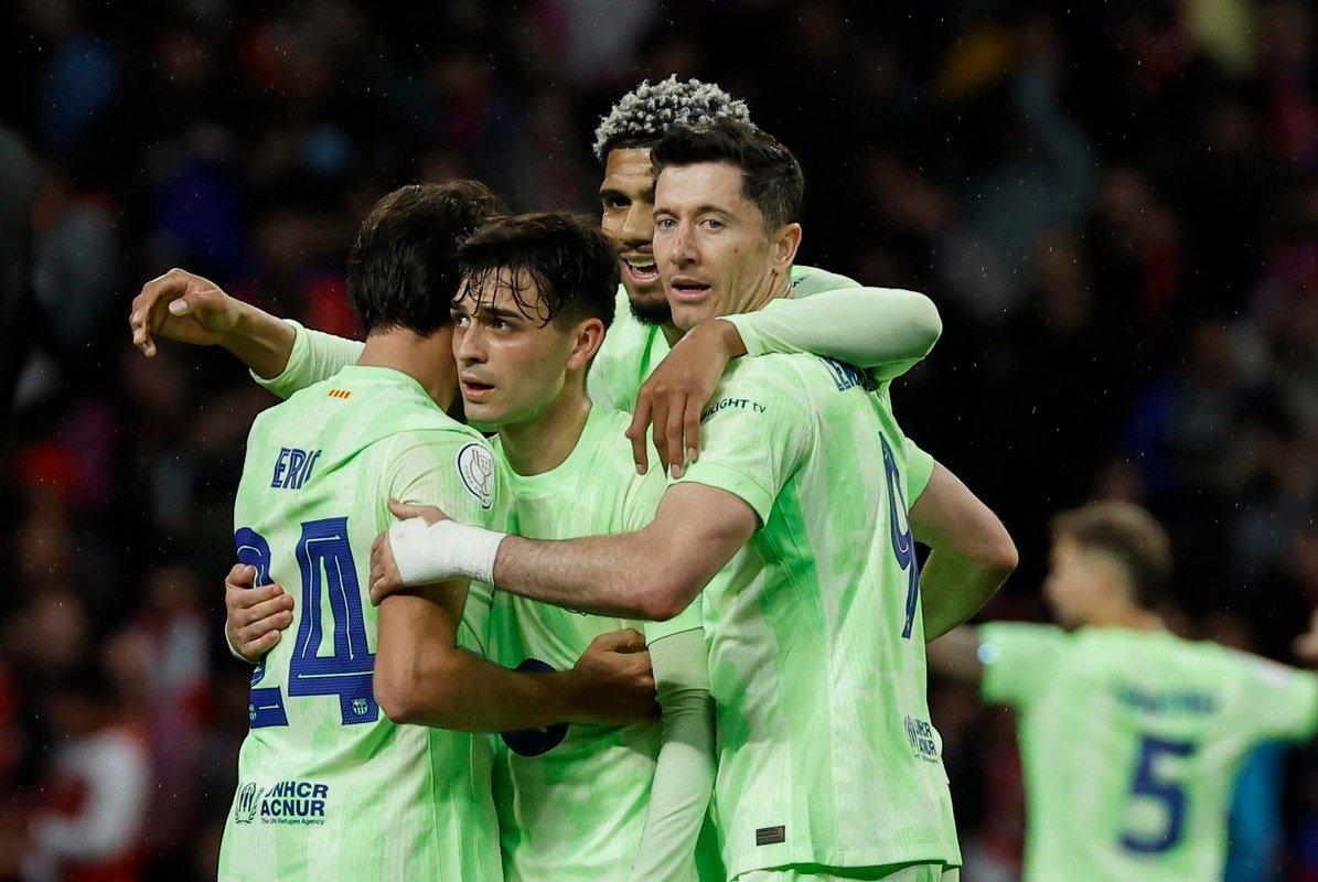 Pedri expects a tough Copa del Rey final against Real Madrid. EFE