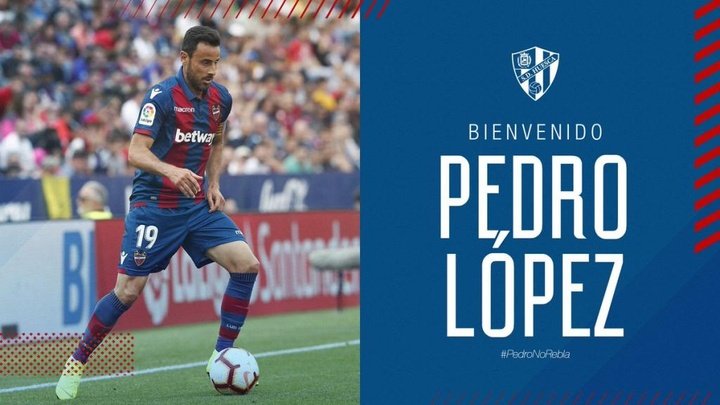 El Huesca se hace con Pedro López