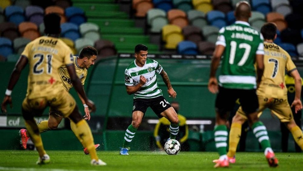 Pedro Porro, durante un partido con el Sporting de Portugal. AFP