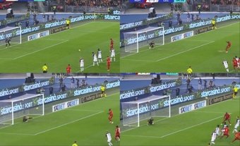 27 pénaltys tirés plus tard, Romelu Lukaku manque l'occasion de marquer, aux 11 mètres. L'attaquant belge n'a pas permis à la Roma de José Mourinho d'ouvrir le score rapidement contre Lecce.