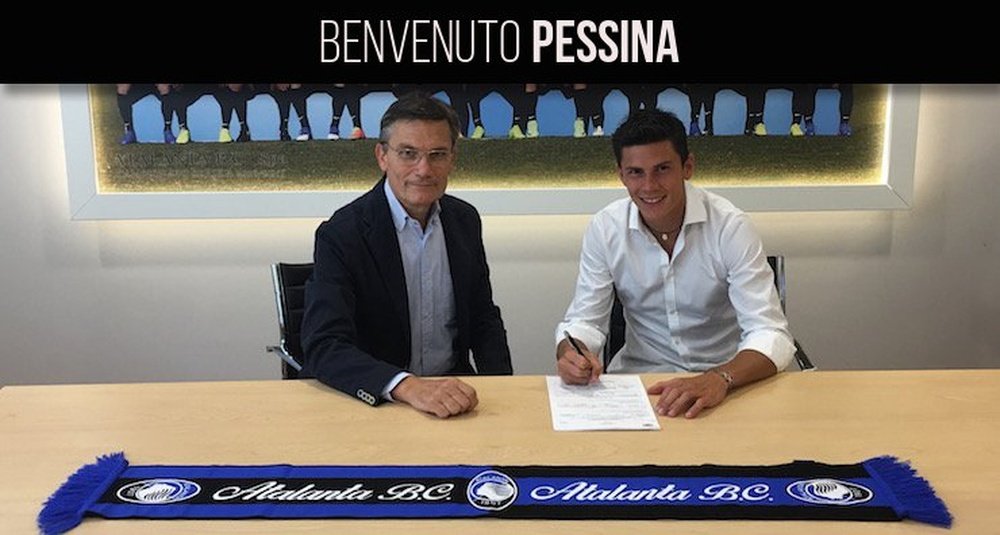 Pessina firma su contrato con el Atalanta. AtalantaBC