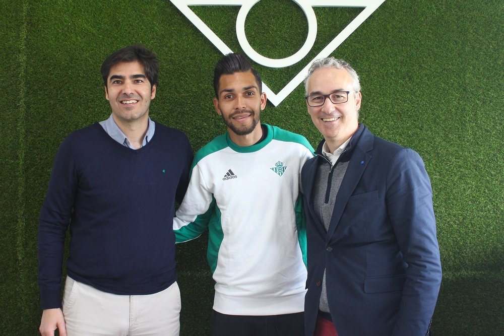 Petros ha sido renovado hasta el 2020. RealBetis
