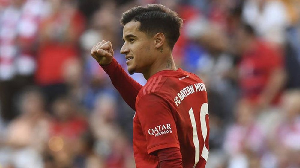 Coutinho marca seu primeiro em goleada do Bayer. AFP