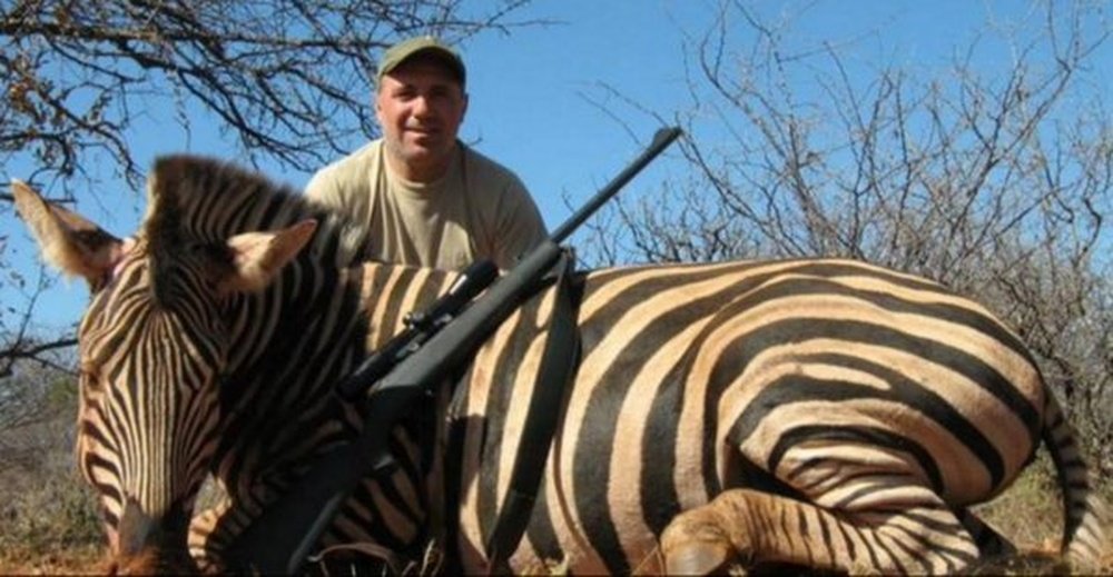 Photos have been leaked of Hristo Stoichkov posing with dead animals on Safari. Twitter