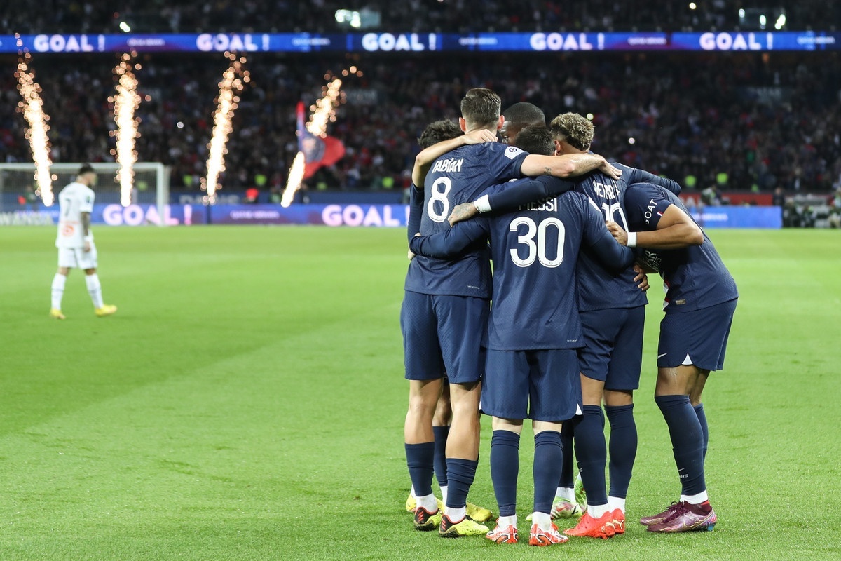 Paris And PSG On Red Alert For Ultras Due To Palestine/Israel Conflict