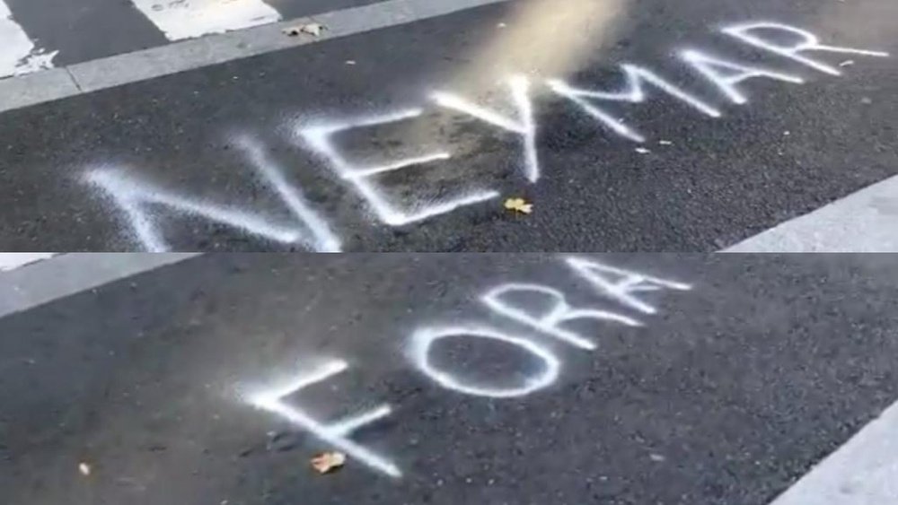 Graffiti at Parc des Princes against Neymar. Twitter/AlvaroMonteroTV