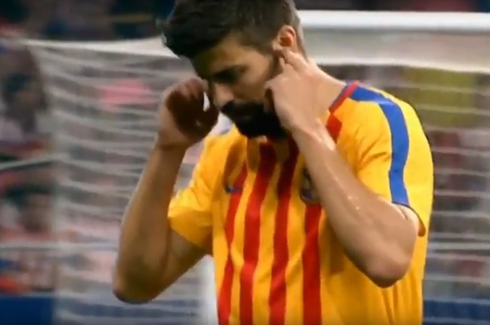 Piqué s'est bouché les oreilles. Movistar+