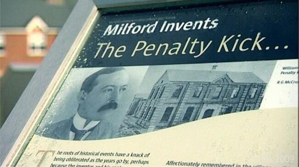 William McCrum, el inventor del penalti