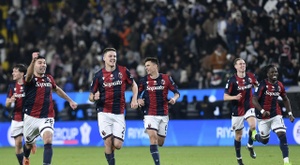 Los penaltis alargan la fiesta en Bolonia