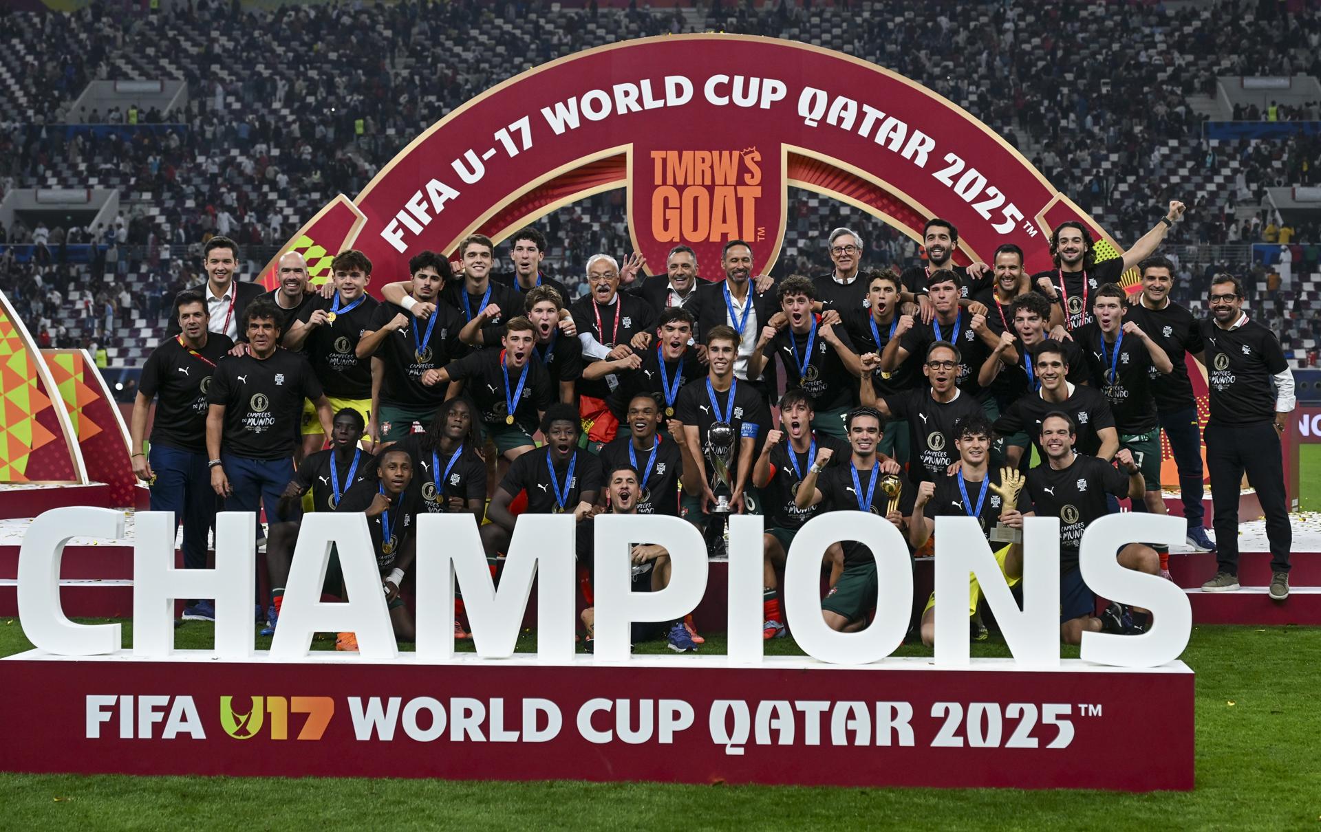 Anísio lleva a Portugal a tocar el cielo mundialista