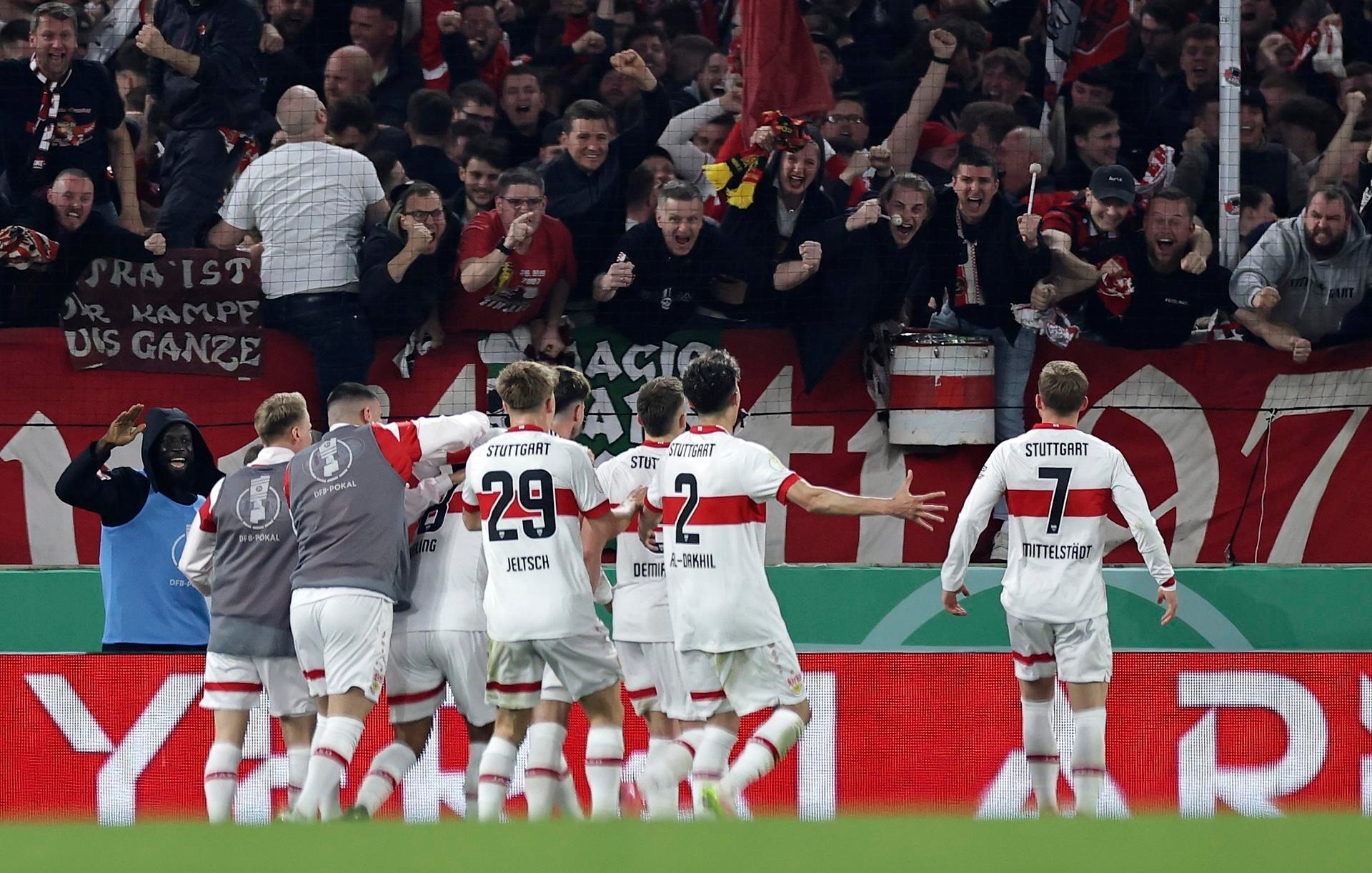 El Stuttgart deja en la cuneta al RB Leipzig y viajará a Berlín