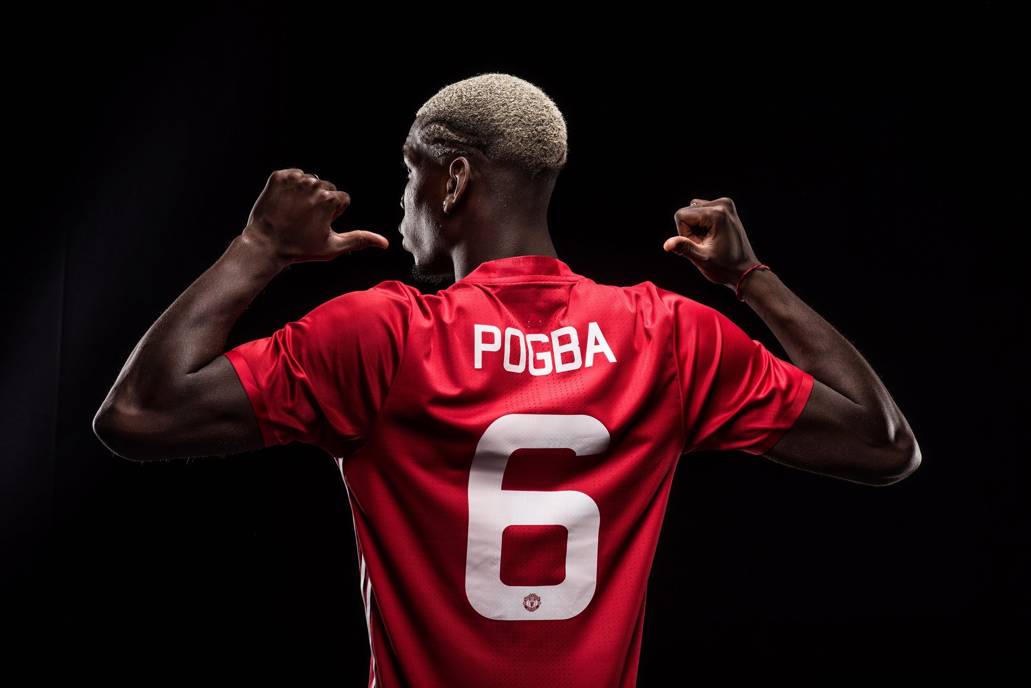 Pogba portera finalement le numéro 6 au Manchester United. ManUtd