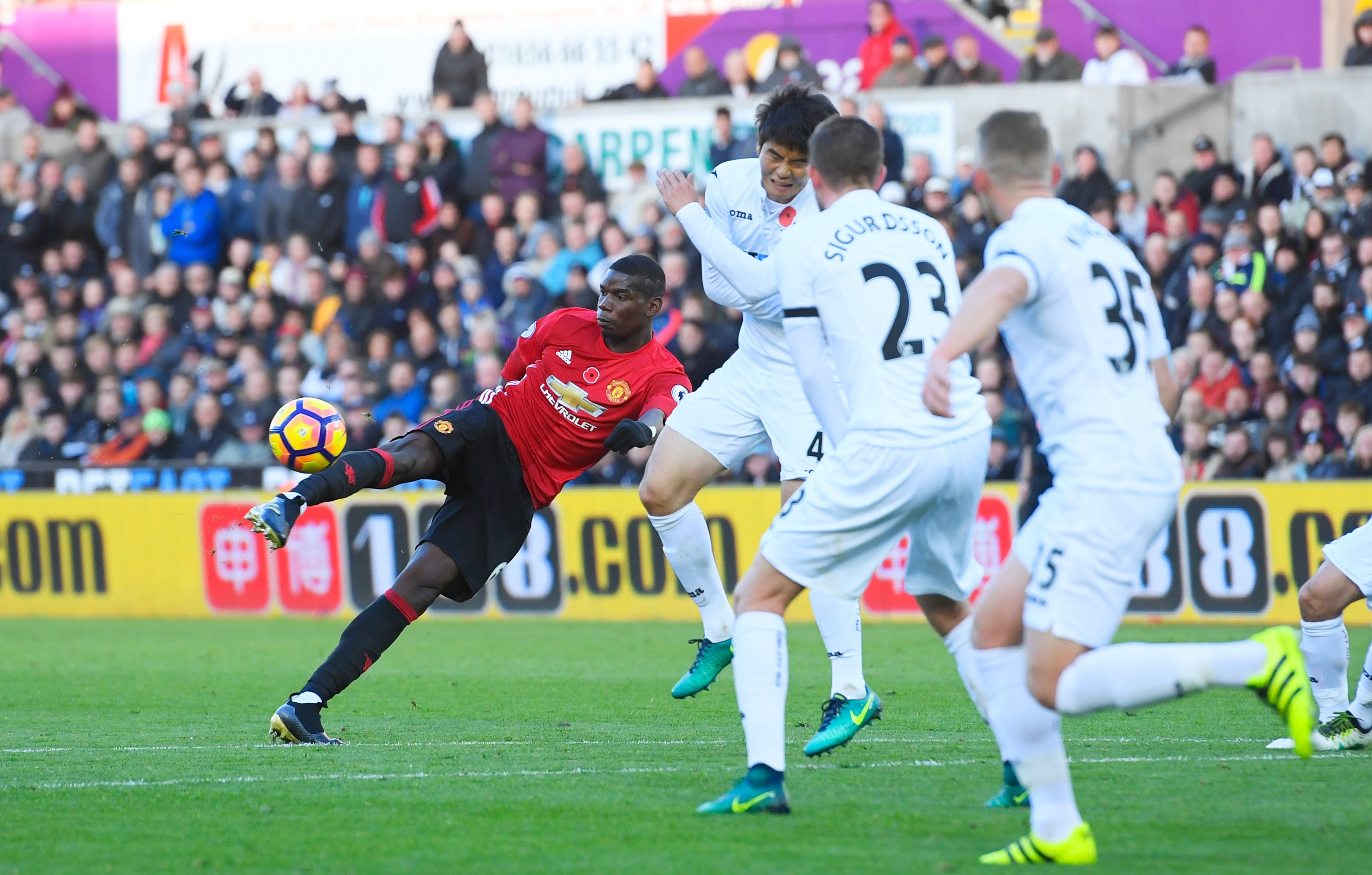 Ibrahimovic and Pogba shine as United stop the rot