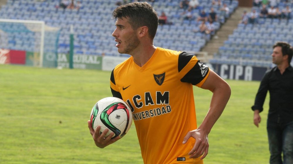 Pol Bueso no entraría en los planes del club murciano para jugar en Segunda División. UCAMMurcia