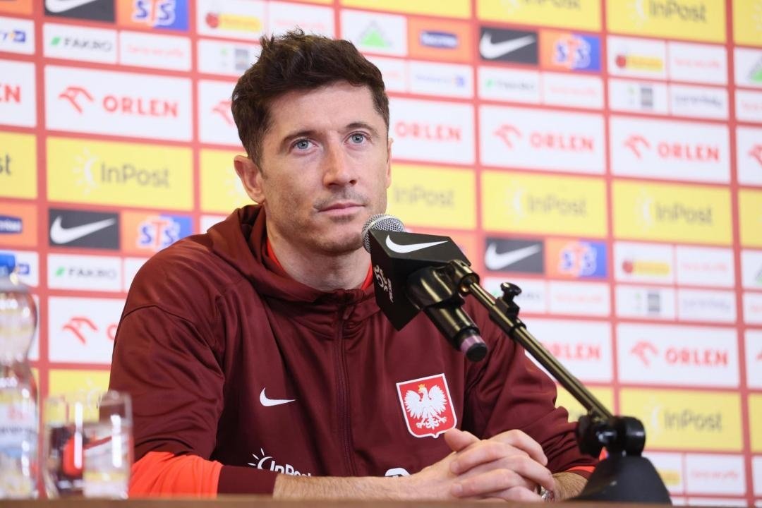 Técnico da Polônia critica o Barça