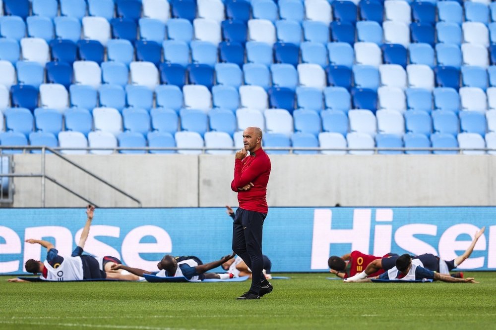 Roberto Martínez ve a Joao Félix y a Cancelo al 100%. EFE