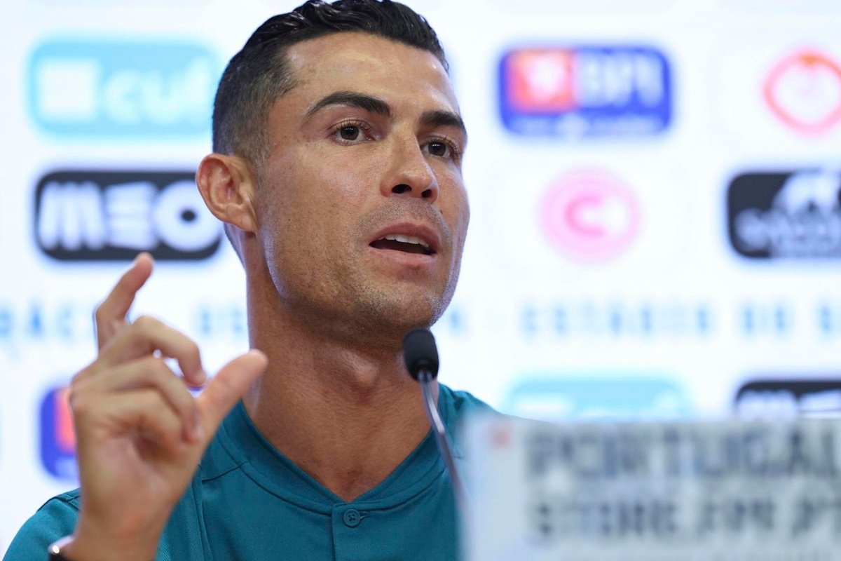 Cristiano cree que siempre será titular con Portugal. EFE