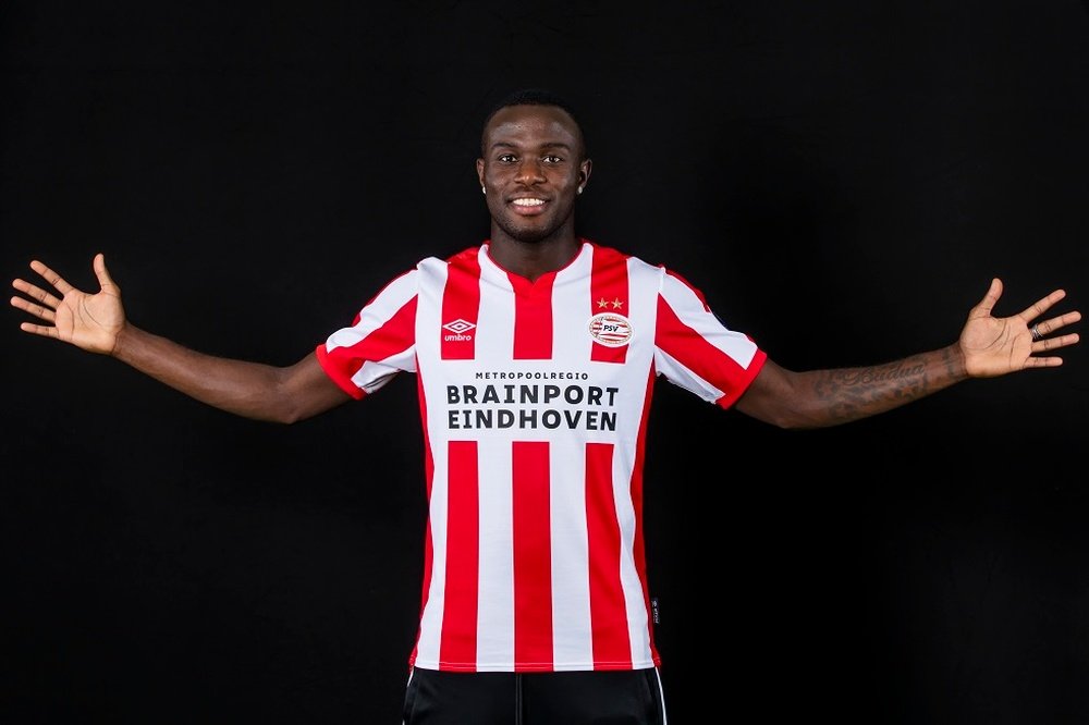 Bruma has made the move from Leipzig to PSV. GOAL