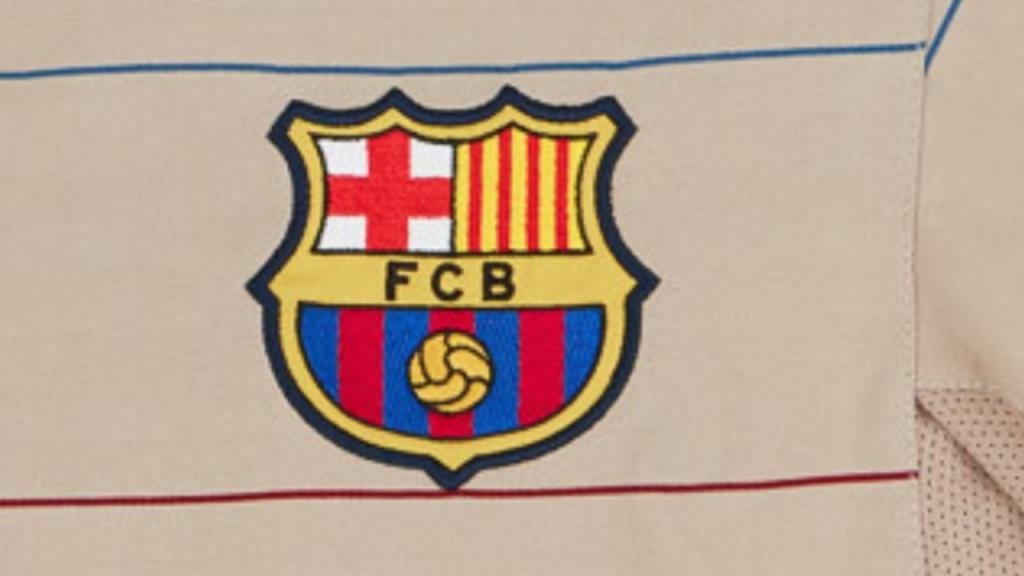 fc barcelona logo 3d 2022