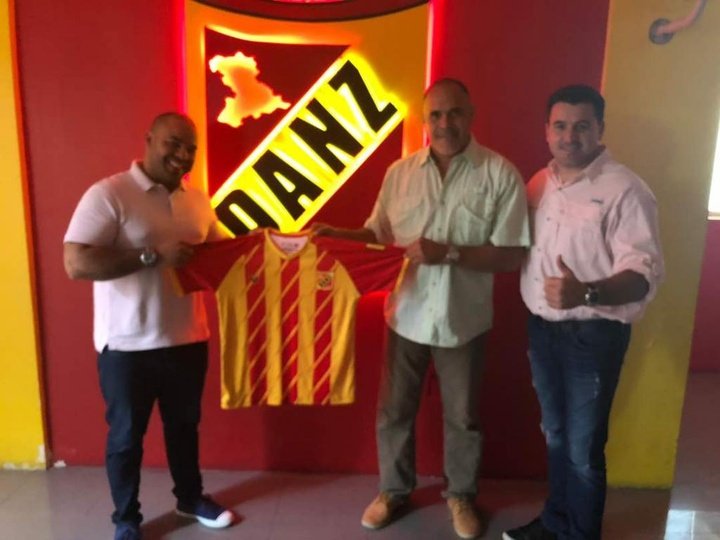 'Patón' González firma por Anzoátegui