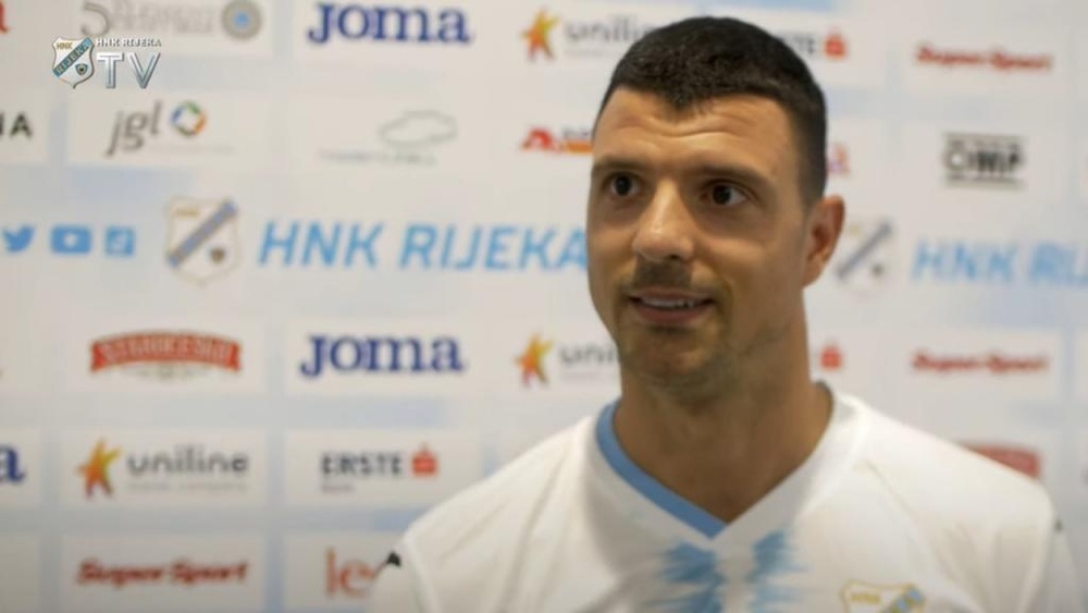 Haris Vuckic jugará hasta final de temporada con el HNK Rijeka. Captura/HNKRijeka