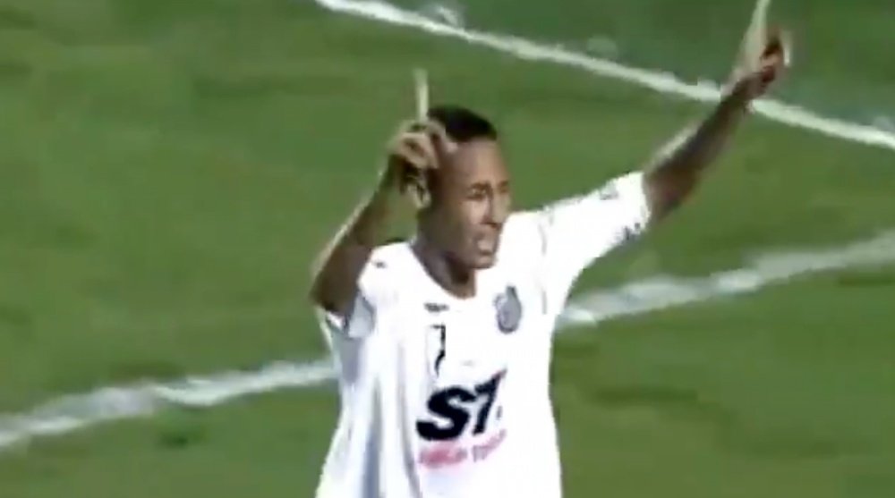 10 años de un momento mítico: el primer gol de Neymar, dedicado a Pelé y su abuelo. Santos