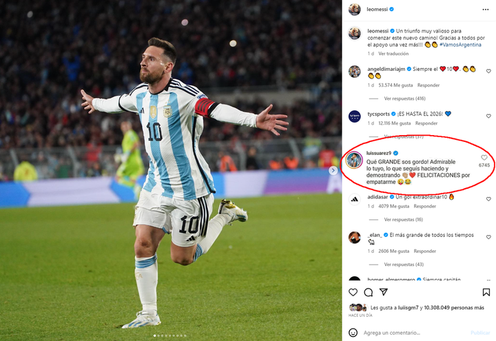 Messi lo raggiunge e Suarez gli fa i complimenti: il siparietto sui social