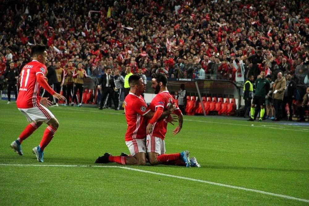 Lyon - Benfica: onzes iniciais confirmados. SLBenfica