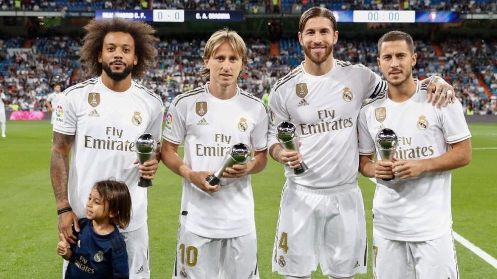 Ramos, Marcelo, Modric e Hazard dedicam seus prêmios ao Bernabéu. Twitter/realmadrid