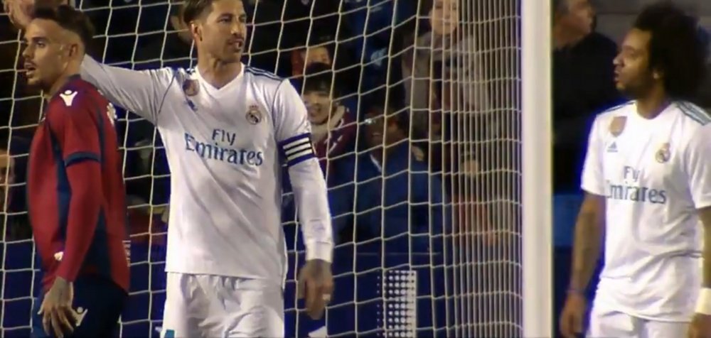Ramos gestures at Marcelo in frustration. Twitter