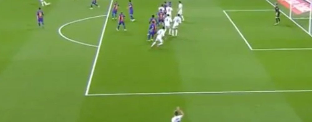 Ramos no estaba en fuera de juego en el gol de Casemiro. Youtube