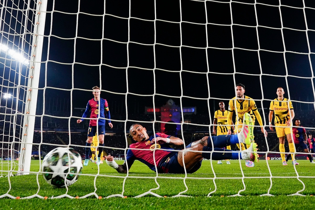 Raphinha Barcelona Borussia Dortmund cuartos de final Champions League